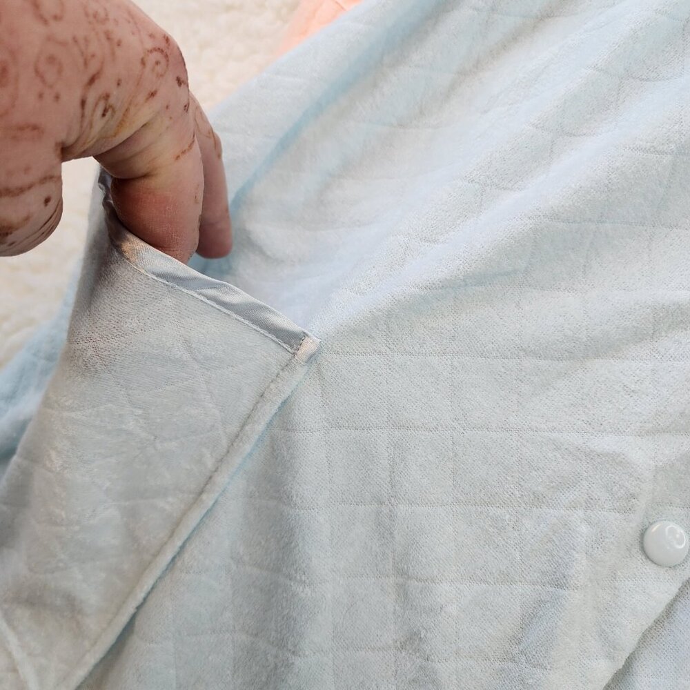 VTG House Coat S Pastel Blue Pink Floral 2pc Snap Button Grandmacore Cottagecore - Picture 7 of 12